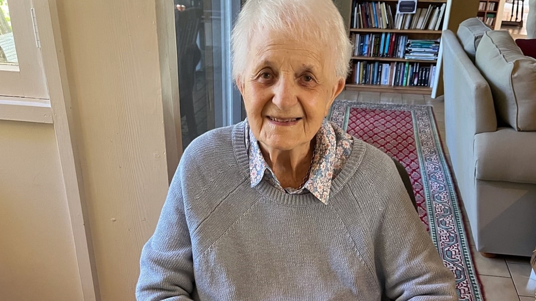 Helen Dick
